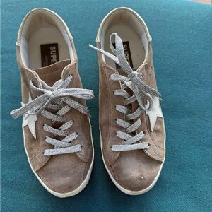 Golden Goose
Superstar Sneakers
Women's size 35